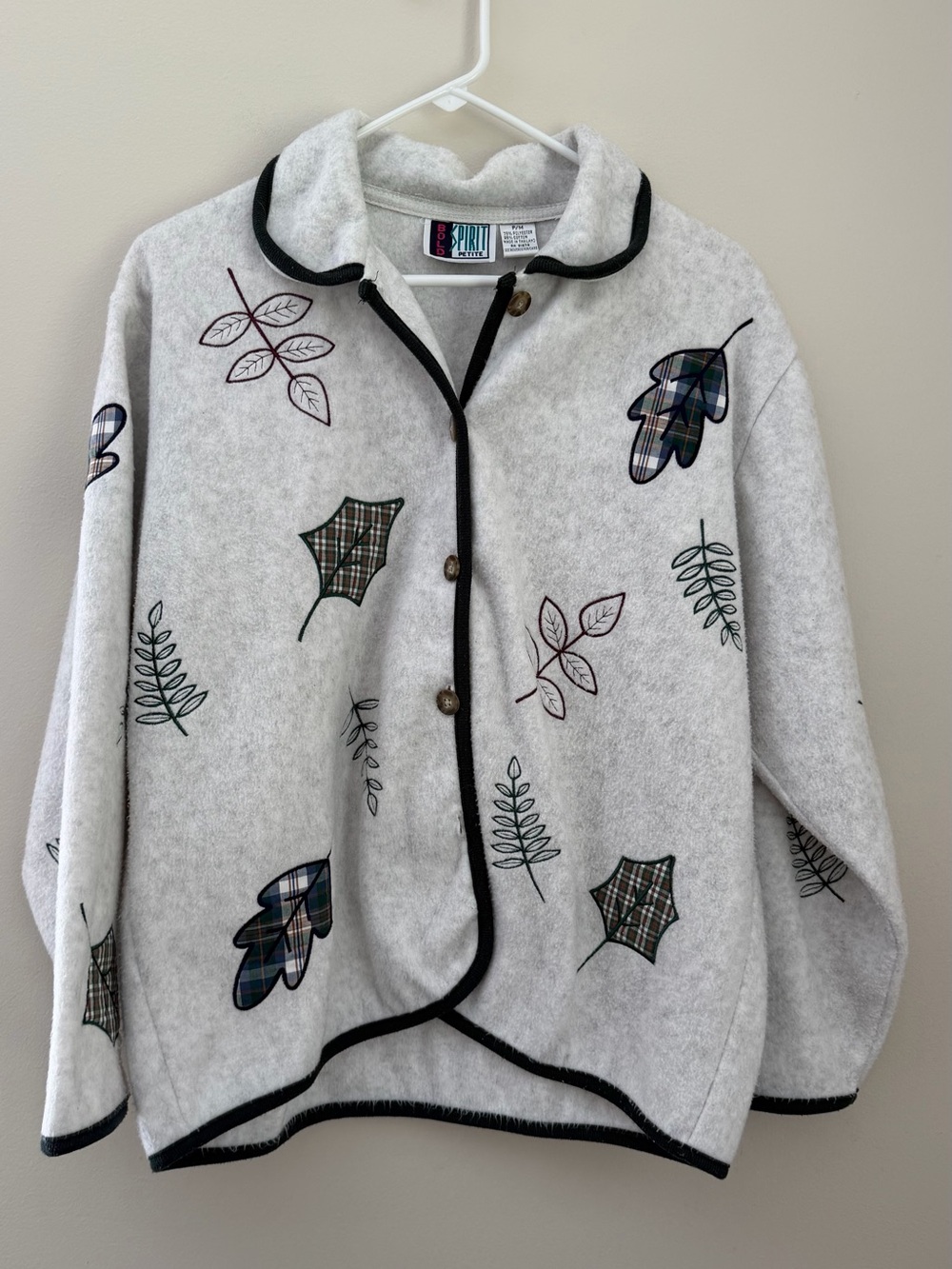 Vintage 90s Bold Spirit Plaid Leaf Appliqué Cardigan Petite Medium